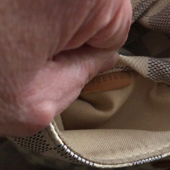 Louis Vuitton Damier - Picture 8 of 8